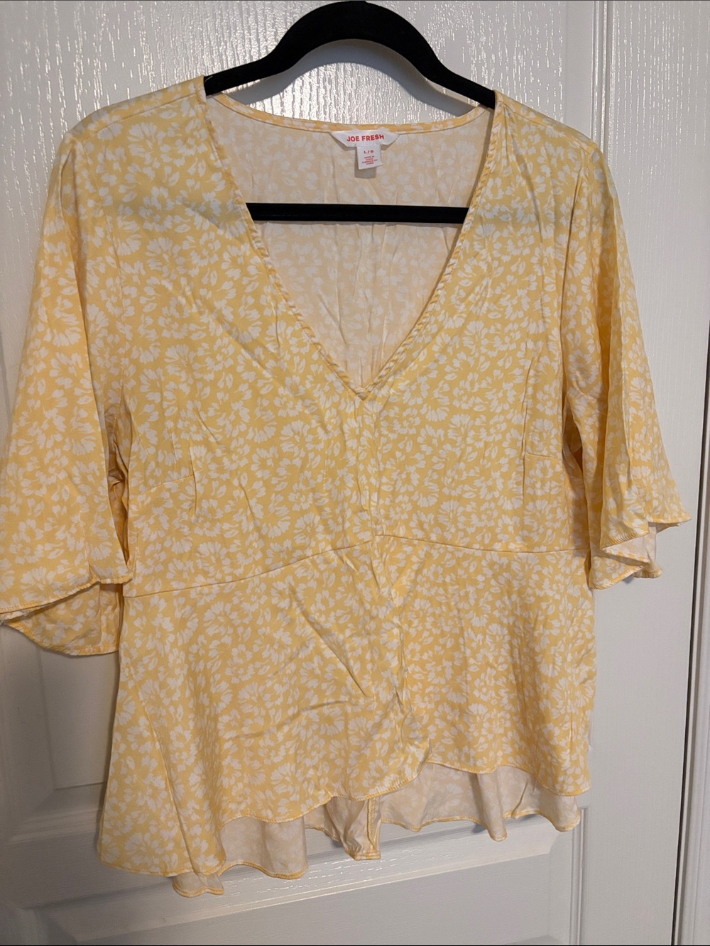 Joe Fresh Women's Top in Yellow and White Floral